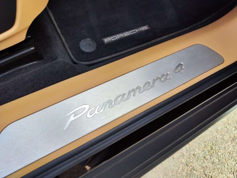 1280x960-908f4eN6nXgt8